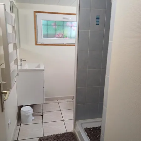 Superbe Appartement A La Campagne Yvré-le-Pôlin Extérieur photo