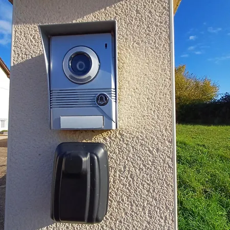 Superbe Appartement A La Campagne Yvré-le-Pôlin Extérieur photo
